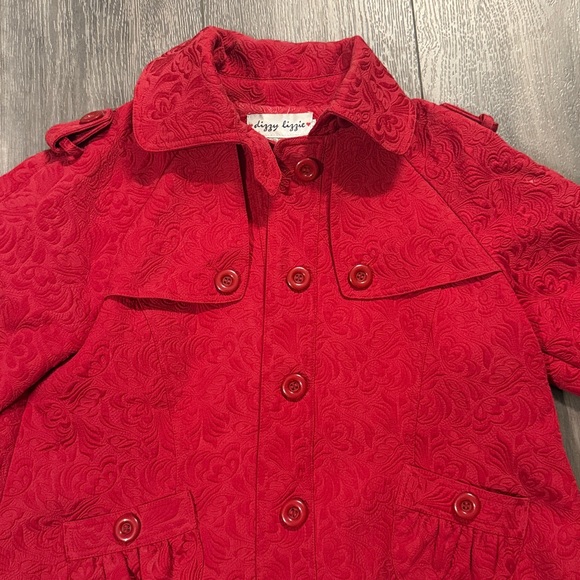 Red Jacket - Picture 3 of 4
